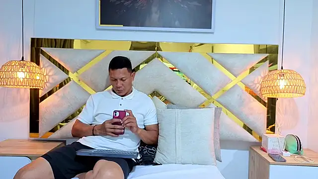 Zara and Roman online show from July 17, 2026, 3:48 am