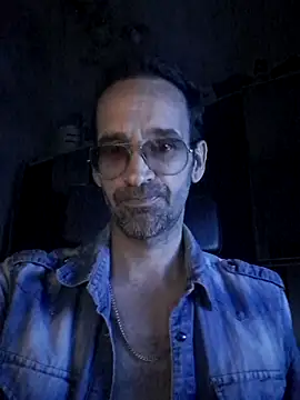 Snapshot of Argentino80 chatting on July 9, 2026, 9:36 pm Argentino80 online show from July 9, 2026, 9:36 pm
