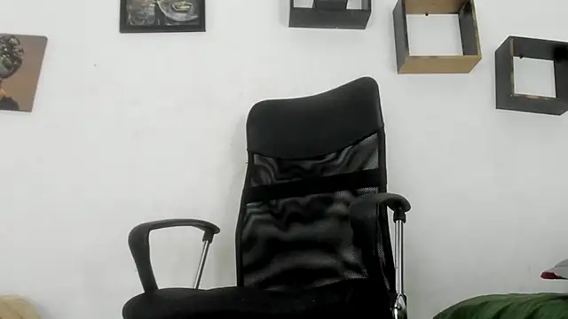 jacob twink1 online show from July 11, 2026, 3:23 pm