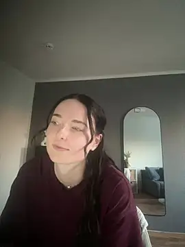 Snowhiite online show from July 14, 2026, 6:58 pm