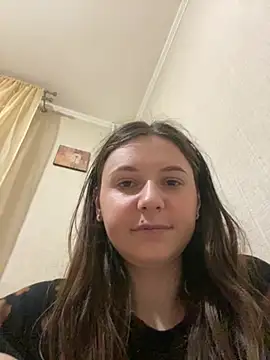 kirrraaaa online show from July 15, 2026, 1:23 am