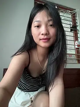 Snapshot of Ba0nhi2 chatting on July 26, 2026, 11:33 pm Ba0nhi2 online show from July 26, 2026, 11:33 pm