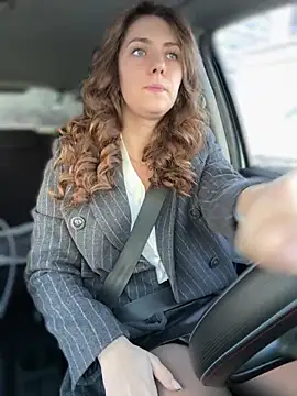 Snapshot of MariiD chatting on February 21, 2026, 7:10 am MariiD online show from February 21, 2026, 7:10 am