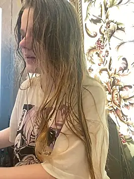 -MimmiLissa- online show from May 13, 2026, 12:34 pm