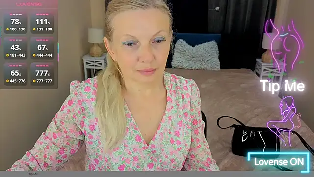 Abby Moore  online show from June 19, 2026, 6:41 am