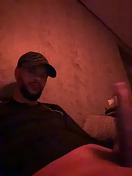 Lionayowe online show from March 19, 2026, 9:37 pm