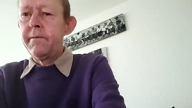 Snapshot of sissy501 chatting on September 27, 2025, 1:39 pm sissy501 online show from September 27, 2025, 1:39 pm