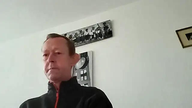 Snapshot of sissy501 chatting on October 4, 2025, 2:07 pm sissy501 online show from October 4, 2025, 2:07 pm