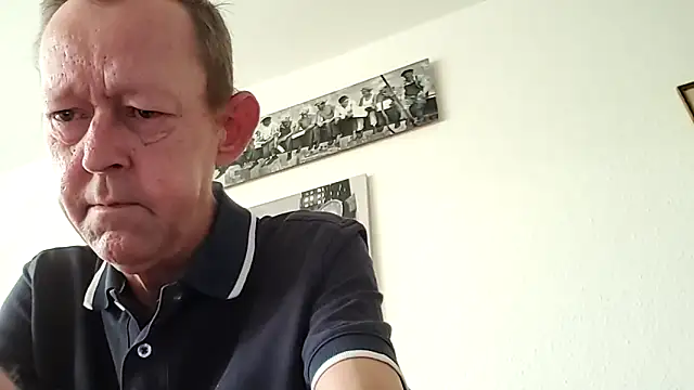 Snapshot of sissy501 chatting on September 20, 2025, 4:34 pm sissy501 online show from September 20, 2025, 4:34 pm