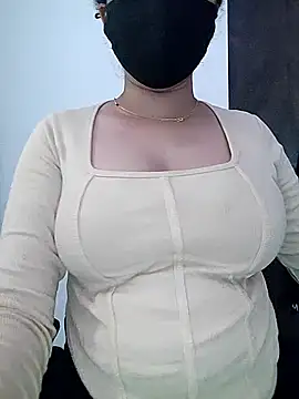 Snapshot of MumbaiMaskGirl chatting on January 18, 2026, 12:08 pm MumbaiMaskGirl online show from January 18, 2026, 12:08 pm