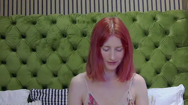 Snapshot of SiennaShapiro chatting on June 30, 2026, 12:05 pm SiennaShapiro online show from June 30, 2026, 12:05 pm