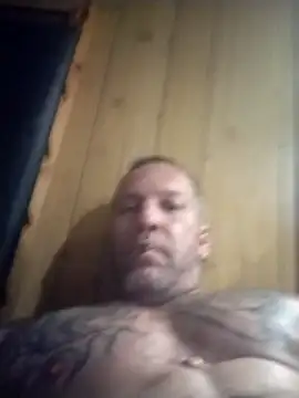 trucker1979 online show from May 18, 2026, 4:07 am