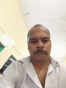 Vickyrajput009 online show from May 20, 2026, 8:50 pm