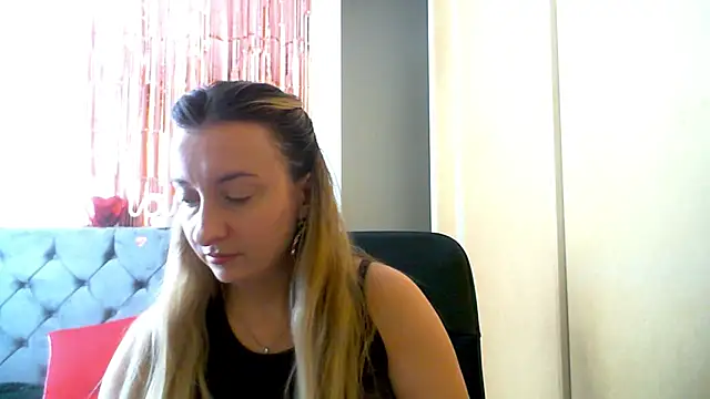 Snapshot of SusanCurt chatting on March 10, 2026, 10:41 am SusanCurt online show from March 10, 2026, 10:41 am