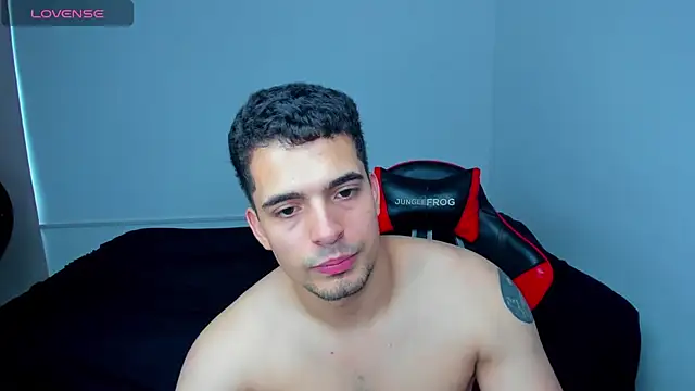 tanner hard  online show from March 16, 2025, 6:23 pm