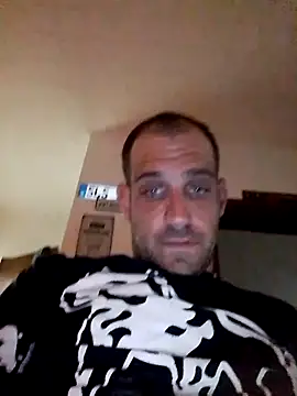 Codymc89 online show from May 4, 2026, 2:31 pm