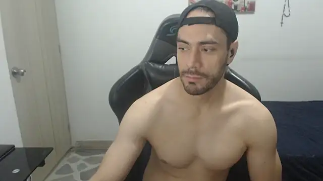 Snapshot of samuelgarcia_ chatting on March 2, 2026, 10:00 am samuelgarcia online show from March 2, 2026, 10:00 am