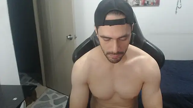 Snapshot of samuelgarcia_ chatting on March 5, 2026, 10:23 am samuelgarcia online show from March 5, 2026, 10:23 am