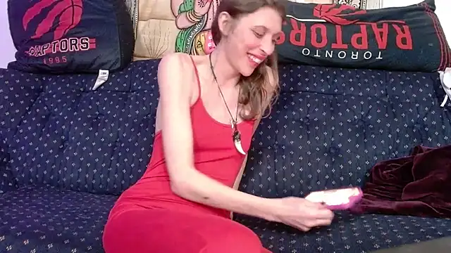 Candy-apple online show from March 15, 2026, 3:46 am