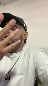 dereck fiore online show from June 25, 2026, 7:19 pm