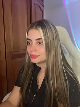 Miss valeriaa online show from June 20, 2026, 3:22 am