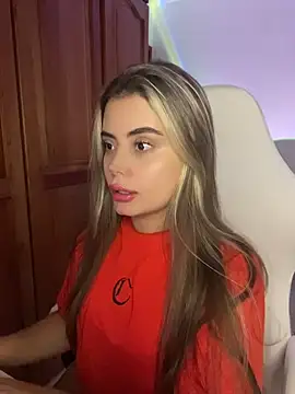 Miss valeriaa online show from July 5, 2026, 2:05 am