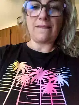 Canadian BBW online show from June 18, 2026, 3:50 pm