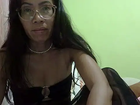 Tinderella online show from April 29, 2026, 8:37 pm
