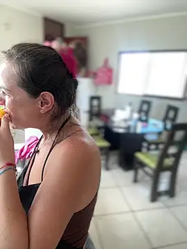 misslulipop online show from February 19, 2026, 7:33 pm