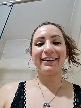 vanessabrown  online show from June 26, 2026, 10:48 pm