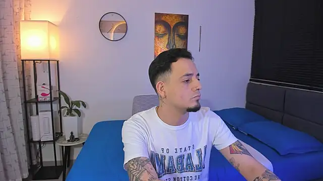 alejandro calderon1 online show from June 14, 2026, 2:24 am