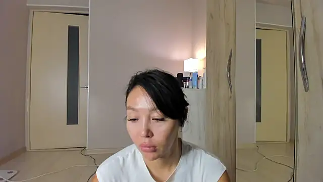 keiko hot online show from June 7, 2026, 3:45 am