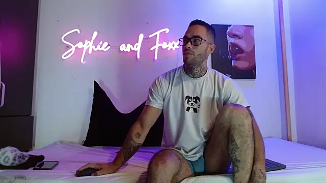 SophieFoxx17 online show from July 2, 2026, 12:00 pm