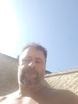 rob2810 online show from June 26, 2026, 9:37 am