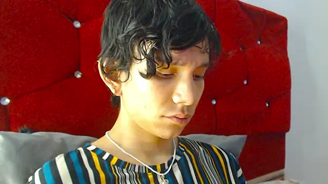 LAICK 01 online show from March 16, 2026, 5:55 am