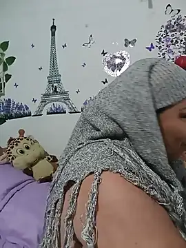 Alyona21 online show from June 26, 2026, 2:06 am