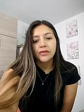 alana 69 online show from December 13, 2025, 8:04 pm