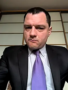 ExclusivePrivate online show from October 18, 2025, 8:38 am