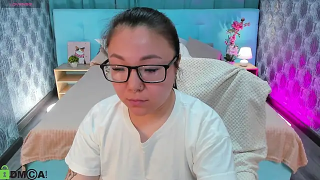 Snapshot of gentle_muse chatting on May 9, 2026, 12:03 am gentle muse online show from May 9, 2026, 12:03 am