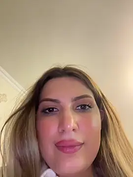 GumusGuray online show from March 13, 2026, 8:36 pm