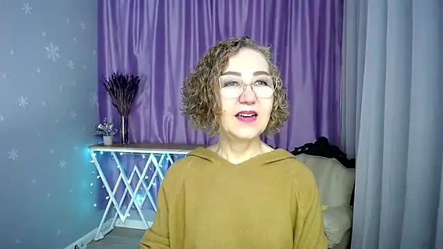 queen a n i online show from June 10, 2026, 8:37 am