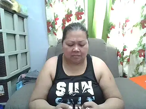 Snapshot of hornyKENDAH chatting on April 21, 2026, 2:51 am hornyKENDAH online show from April 21, 2026, 2:51 am