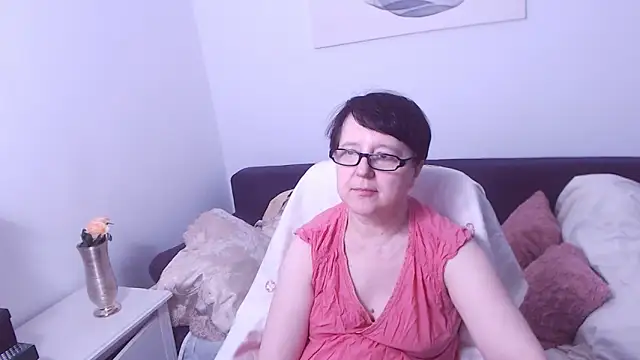 ChristaRose online show from June 10, 2026, 11:06 pm