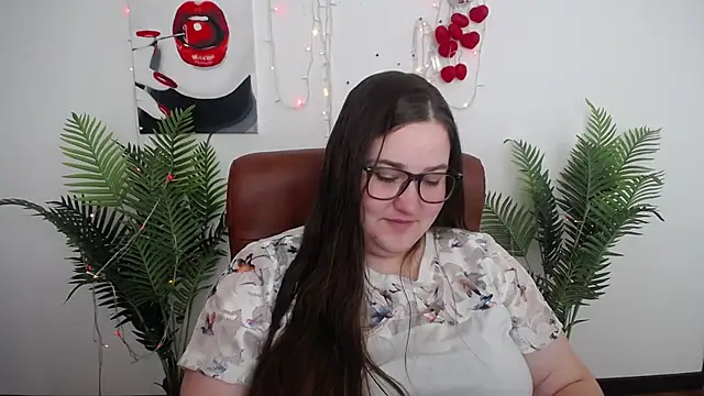 XX Daniella XX online show from May 13, 2026, 6:31 am