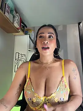AsianMilfSheryl online show from June 25, 2026, 4:54 am