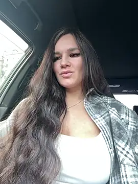 Niki li online show from June 17, 2026, 4:34 am