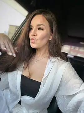 Niki li online show from July 2, 2026, 3:07 am