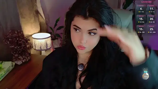 Alyaa s online show from June 14, 2026, 1:57 am