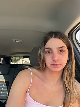 DoriDeluxe66 online show from June 6, 2026, 8:19 am