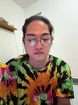 MarieLoveGlamorous online show from February 26, 2026, 1:44 pm